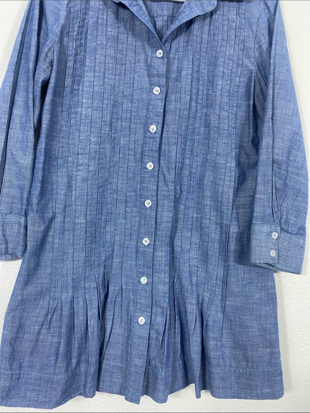 Finley Chambray Pintuck Button Tunic in Denim Blue Size S 100% Cotton - Picture 4 of 15